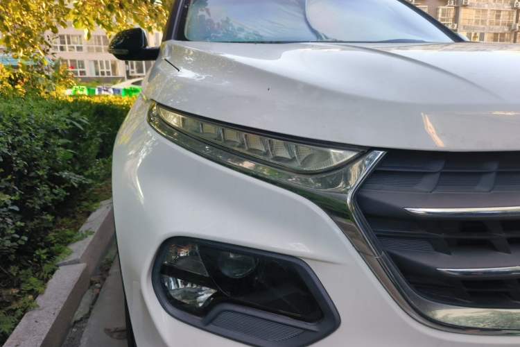 Used Baojun 510 2017 1.5L Automatic Luxury Model Right Front Headlight