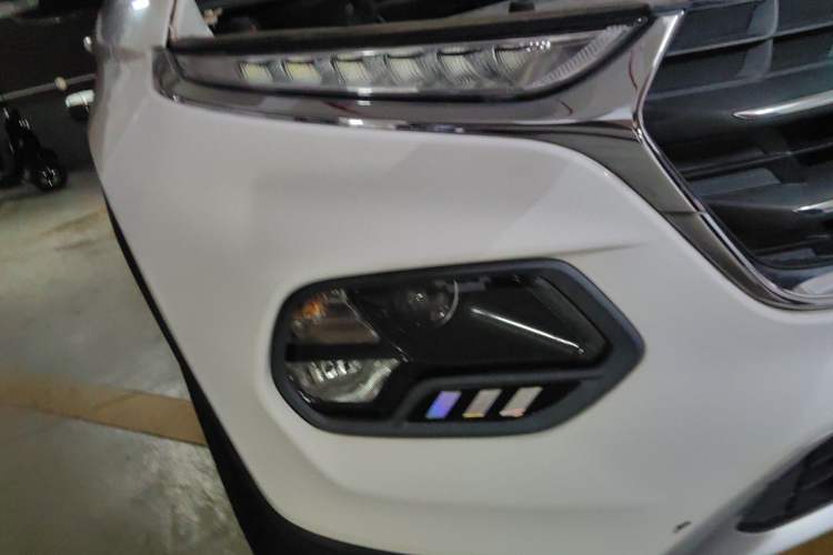 Used Baojun 510 2017 1.5L Manual Luxury Model Right Front Headlight