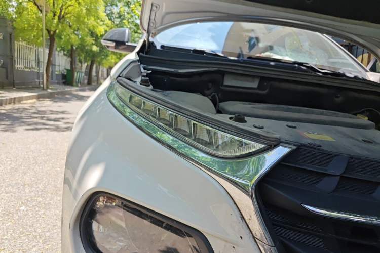 Used Baojun 510 2017 1.5L Manual Luxury Model Right Front Headlight