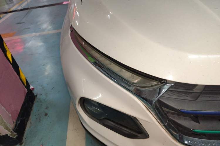 Used Baojun 510 2017 1.5L Automatic Luxury Model Right Front Headlight