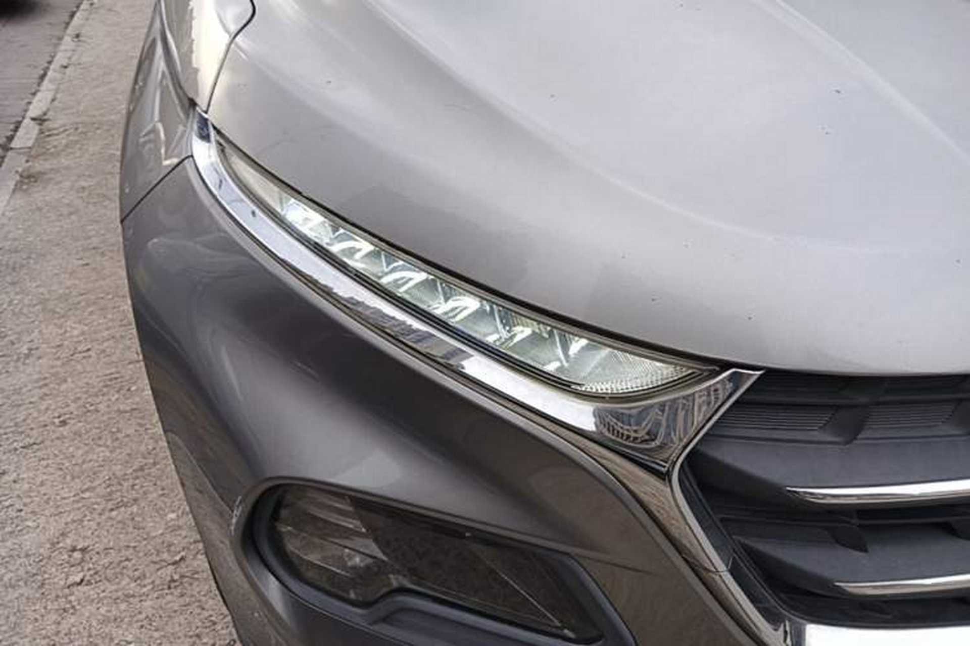 Used Baojun 510 2017 1.5L Automatic Fashion Model Right Front Headlight