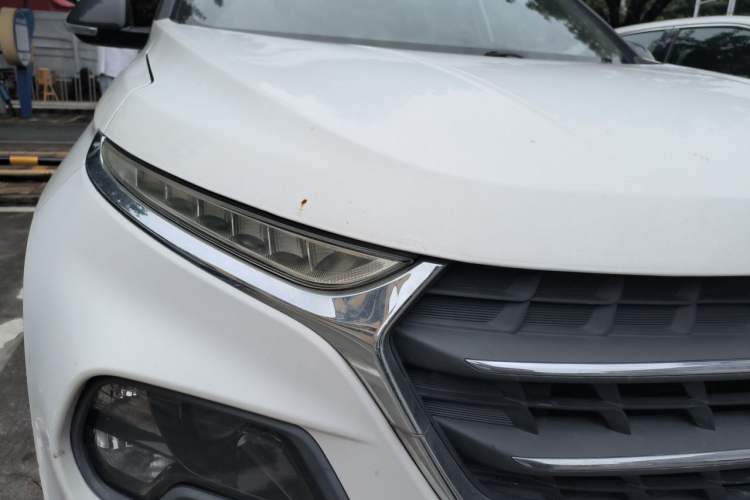 Used Baojun 510 2017 1.5L Automatic Luxury Model Right Front Headlight