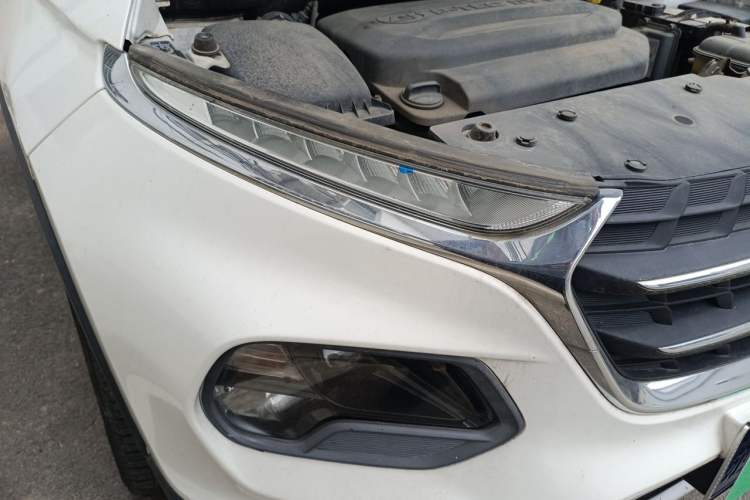 Used Baojun 510 2017 1.5L Manual Fashion Model Right Front Headlight