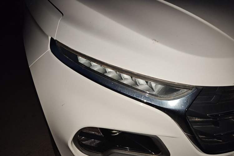 Used Baojun 510 2017 1.5L Automatic Luxury Model Right Front Headlight