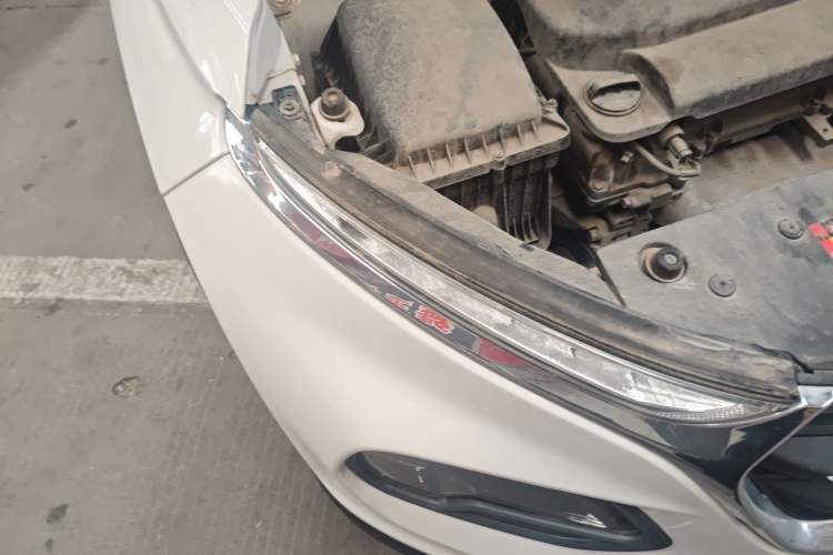 Used Baojun 510 2017 1.5L Manual Luxury Model Right Front Headlight