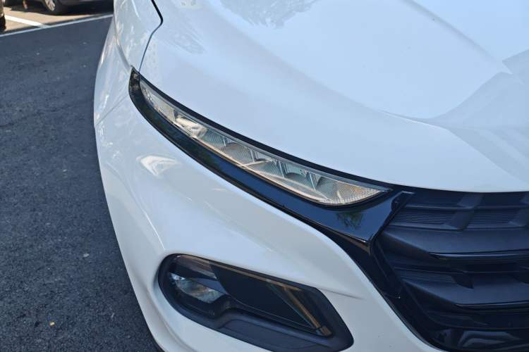 Used Baojun 510 2017 1.5L Manual Fashion Model Right Front Headlight