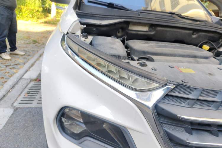 Used Baojun 510 2017 1.5L Manual Luxury Model Right Front Headlight