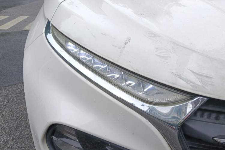 Used Baojun 510 2017 1.5L Automatic Luxury Model Right Front Headlight