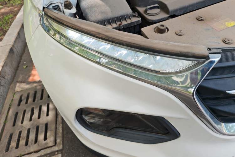 Used Baojun 510 2017 1.5L Automatic Luxury Model Right Front Headlight
