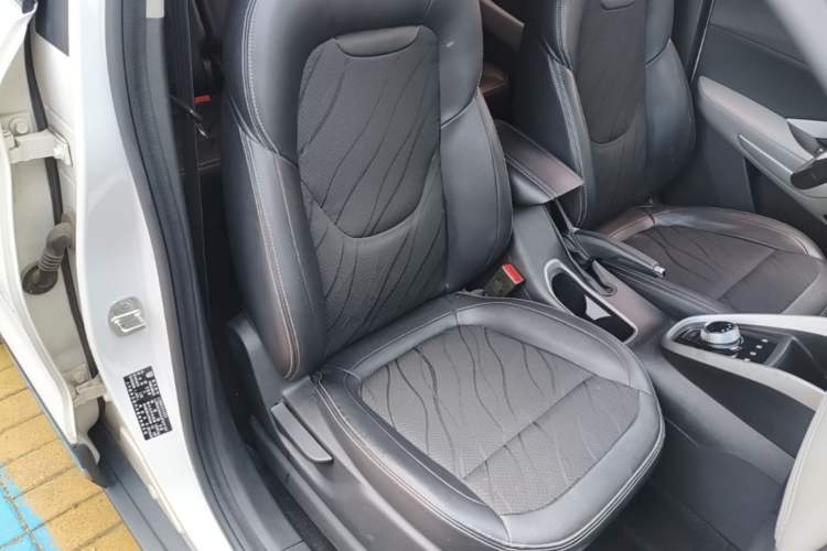 Used Baojun 510 2017 1.5L Automatic Fashion Model Right Front Seat