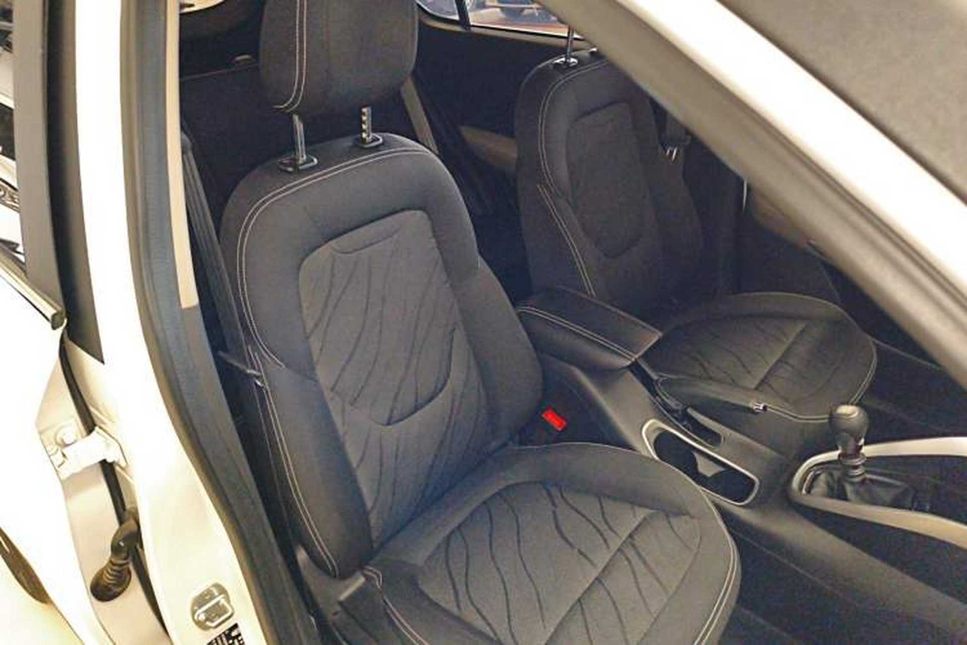 Used Baojun 510 2017 1.5L manual Comfort trim Right Front Seat