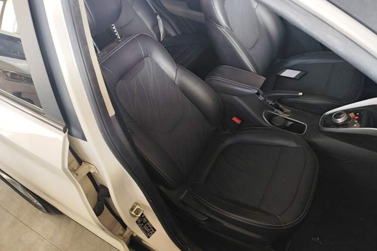 Used Baojun 510 2017 1.5L Automatic Fashion Model Right Front Seat