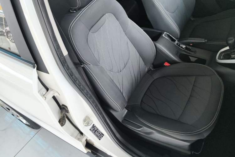 Used Baojun 510 2017 1.5L manual Comfort trim Right Front Seat