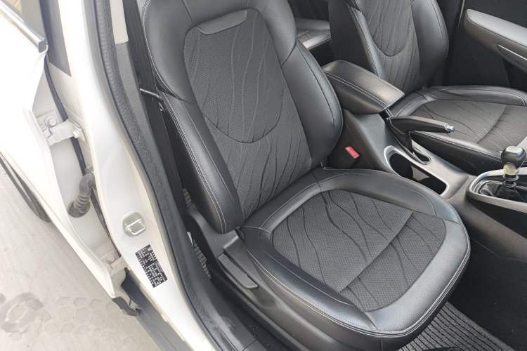 Used Baojun 510 2017 1.5L Manual Fashion Model Right Front Seat