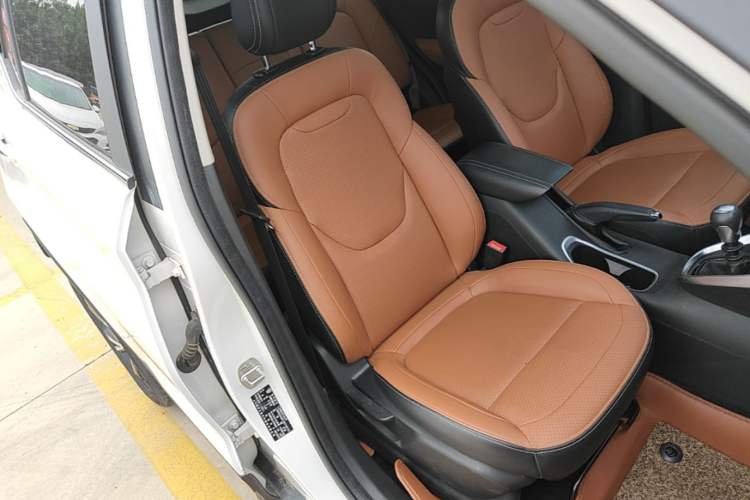 Used Baojun 510 2017 1.5L Manual Luxury Model Right Front Seat