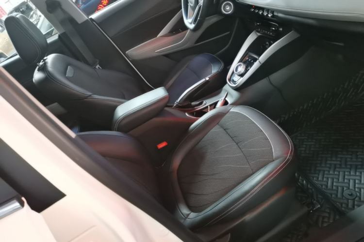 Used Baojun 510 2017 1.5L Automatic Fashion Model Right Front Seat