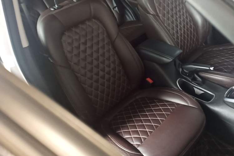 Used Baojun 510 2017 1.5L Automatic Luxury Model Right Front Seat