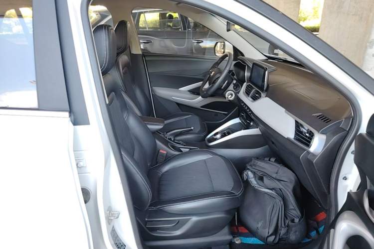 Used Baojun 510 2017 1.5L Automatic Fashion Model Right Front Seat