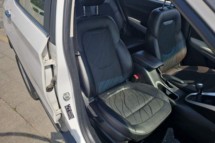 Used Baojun 510 2017 1.5L Manual Fashion Model Right Front Seat