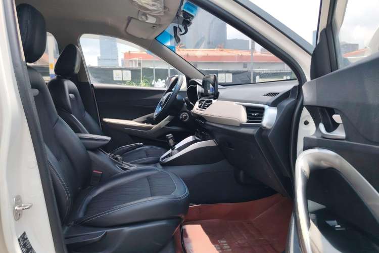 Used Baojun 510 2017 1.5L Manual Fashion Model Right Front Seat