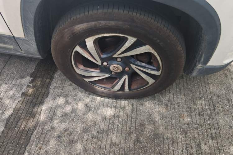 Used Baojun 510 2017 1.5L Manual Luxury Model Right Front Wheel Hub