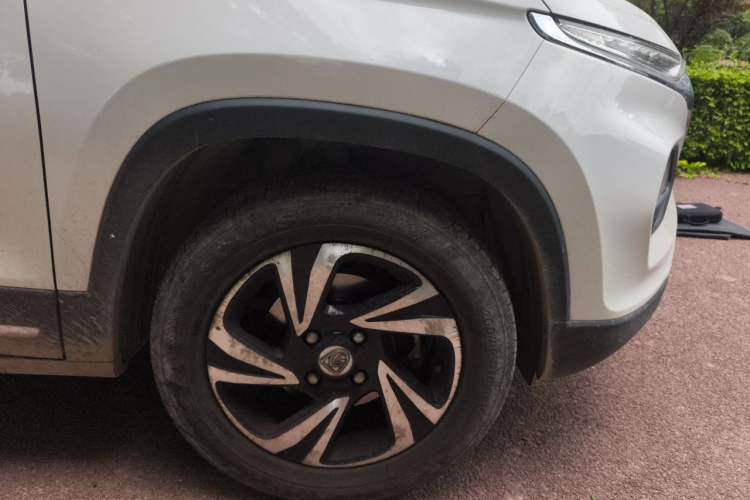 Used Baojun 510 2017 1.5L Manual Luxury Model Right Front Wheel Hub