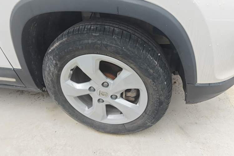 Used Baojun 510 2017 1.5L Manual Fashion Model Right Front Wheel Hub