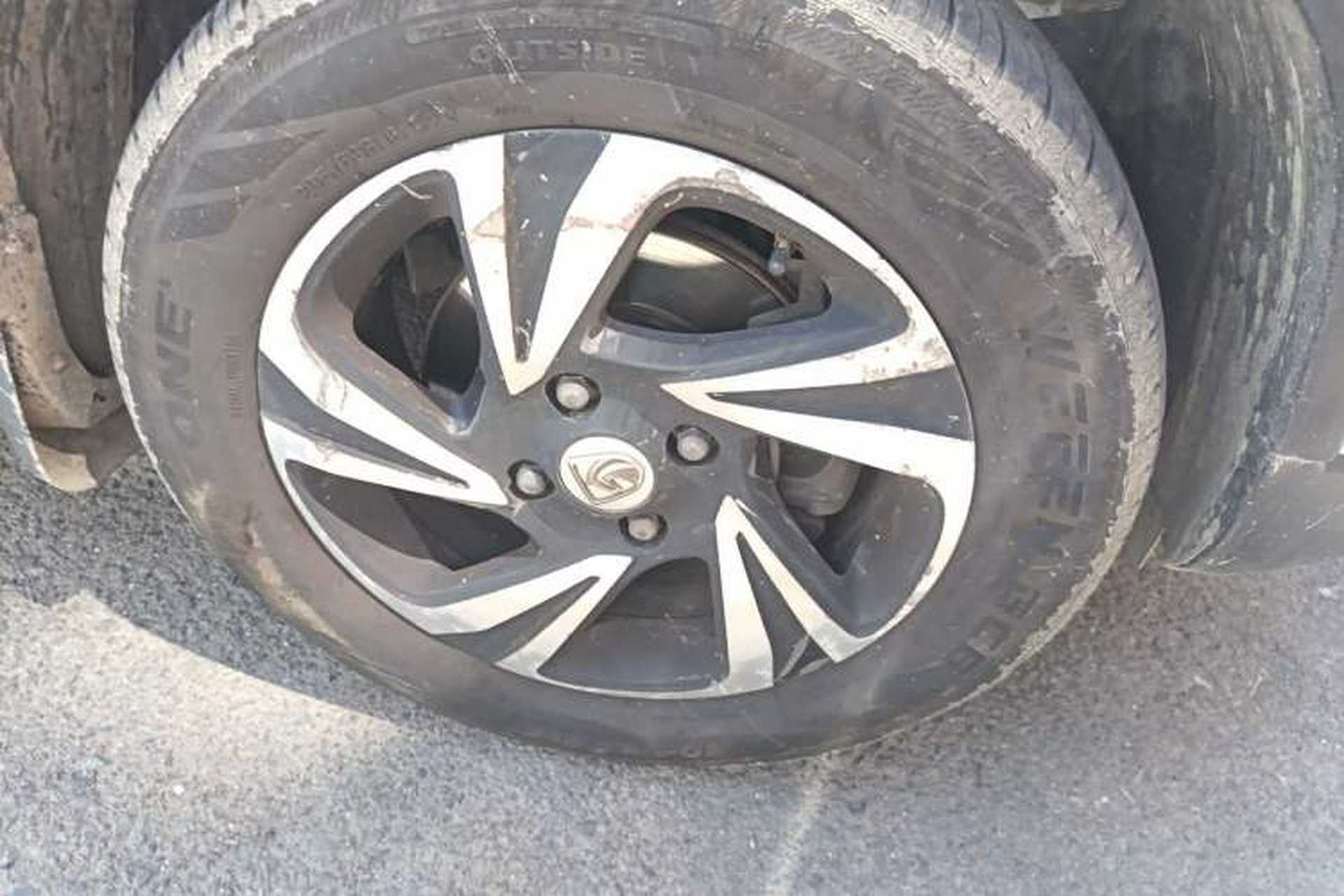 Used Baojun 510 2017 1.5L Automatic Luxury Model Right Front Wheel Hub