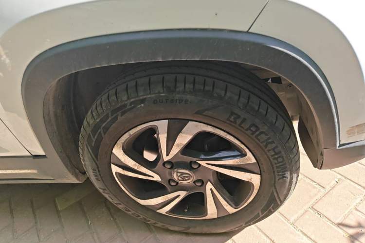 Used Baojun 510 2017 1.5L Manual Luxury Model Right Front Wheel Hub