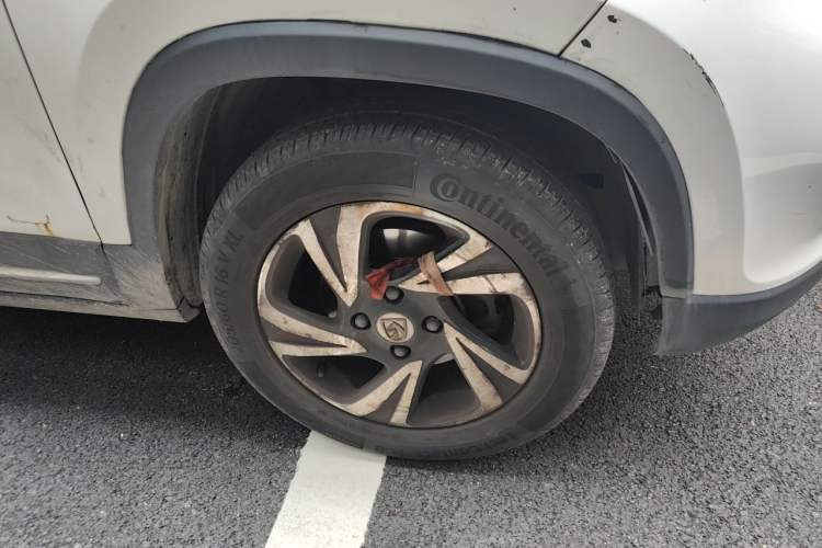 Used Baojun 510 2017 1.5L Automatic Luxury Model Right Front Wheel Hub