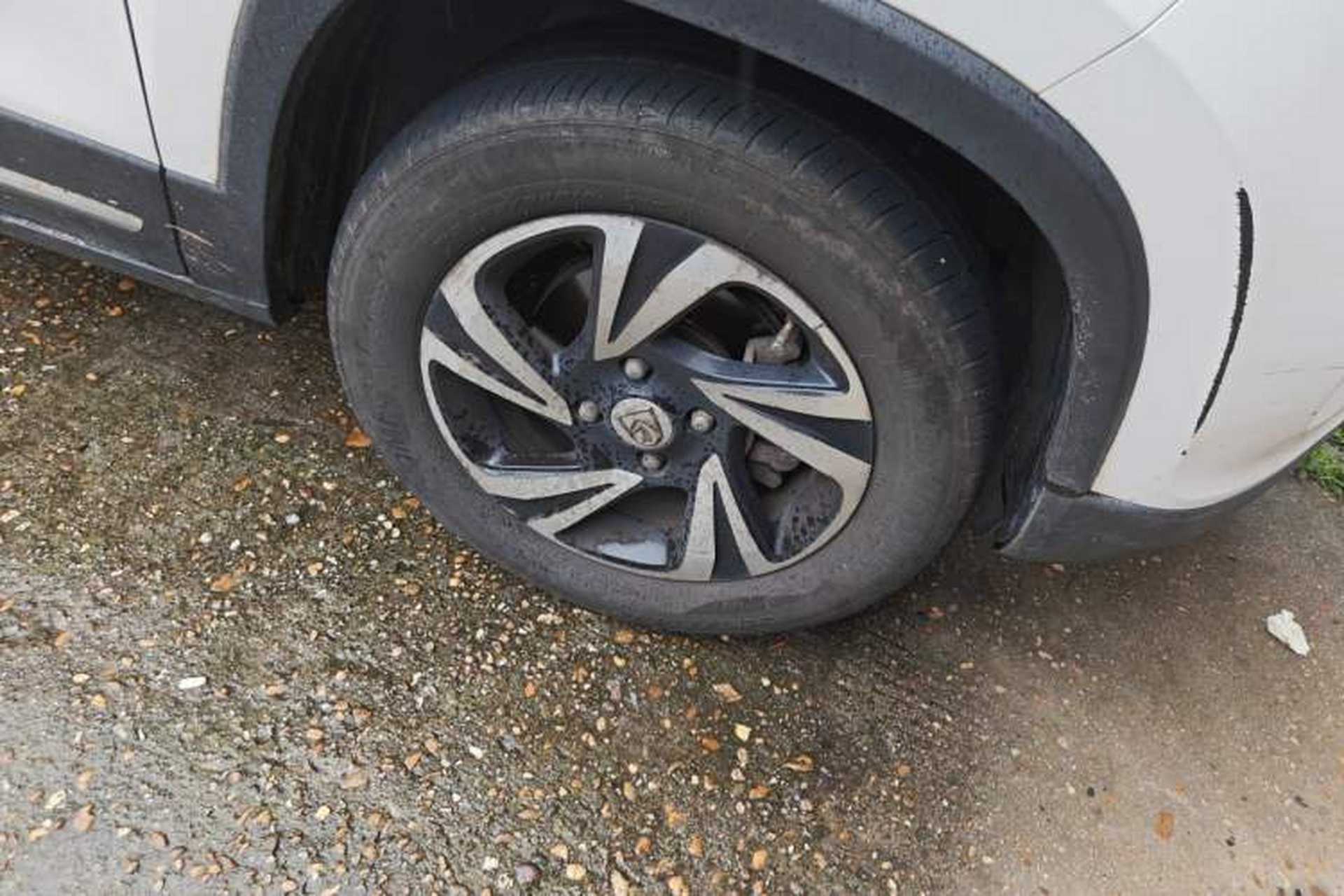 Used Baojun 510 2017 1.5L Manual Fashion Model Right Front Wheel Hub