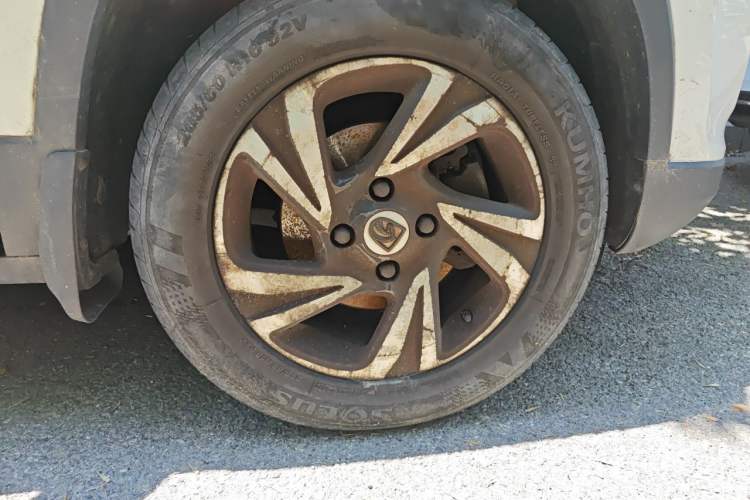 Used Baojun 510 2017 1.5L Manual Luxury Model Right Front Wheel Hub