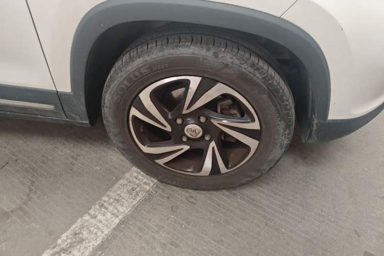Used Baojun 510 2017 1.5L Manual Luxury Model Right Front Wheel Hub