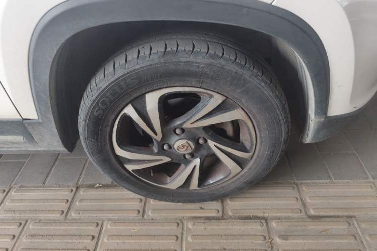 Used Baojun 510 2017 1.5L Manual Luxury Model Right Front Wheel Hub