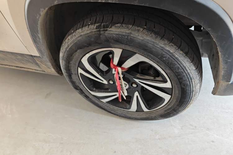 Used Baojun 510 2017 1.5L manual Comfort trim Right Front Wheel Hub