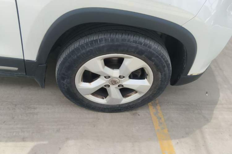 Used Baojun 510 2017 1.5L Manual Fashion Model Right Front Wheel Hub