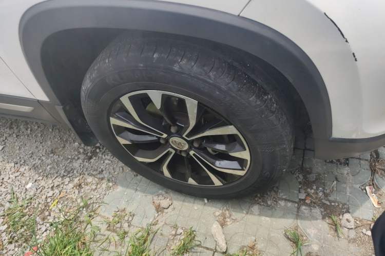 Used Baojun 510 2017 1.5L Manual Luxury Model Right Front Wheel Hub