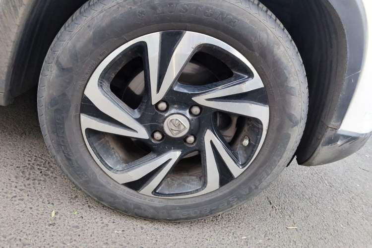 Used Baojun 510 2017 1.5L Manual Luxury Model Right Front Wheel Hub