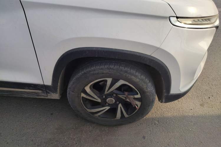Used Baojun 510 2017 1.5L Manual Luxury Model Right Front Wheel Hub