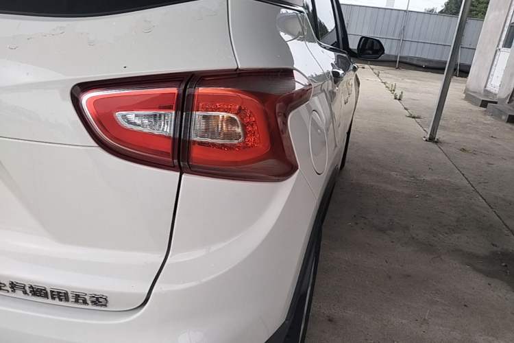 Used Baojun 510 2017 1.5L Manual Fashion Model Right Rear Taillight