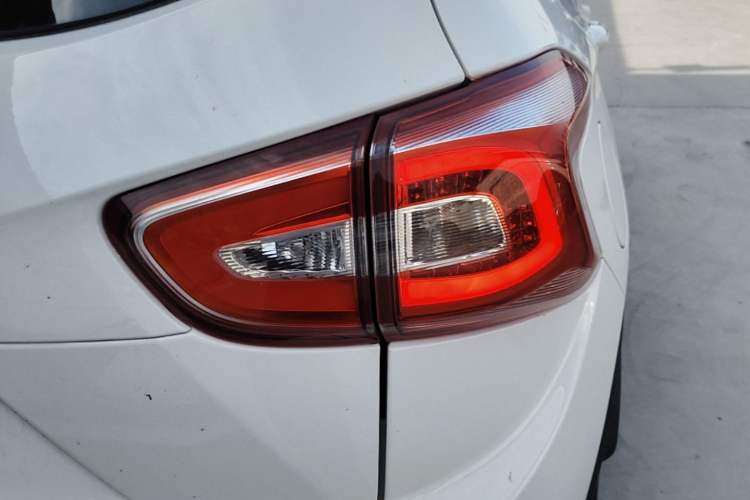 Used Baojun 510 2017 1.5L Automatic Luxury Model Right Rear Taillight