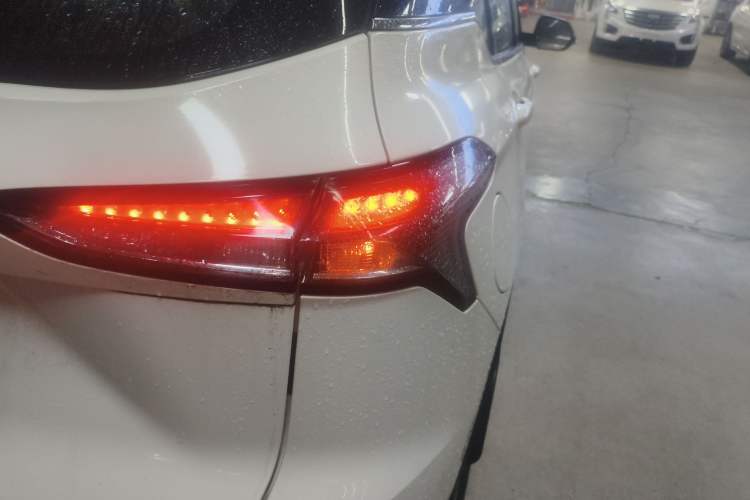 Used Baojun 510 2017 1.5L Manual Luxury Model Right Rear Taillight