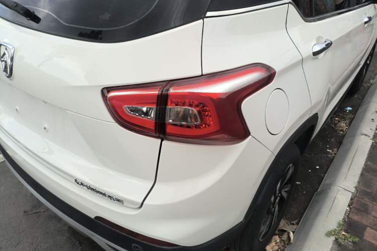Used Baojun 510 2017 1.5L Automatic Fashion Model Right Rear Taillight