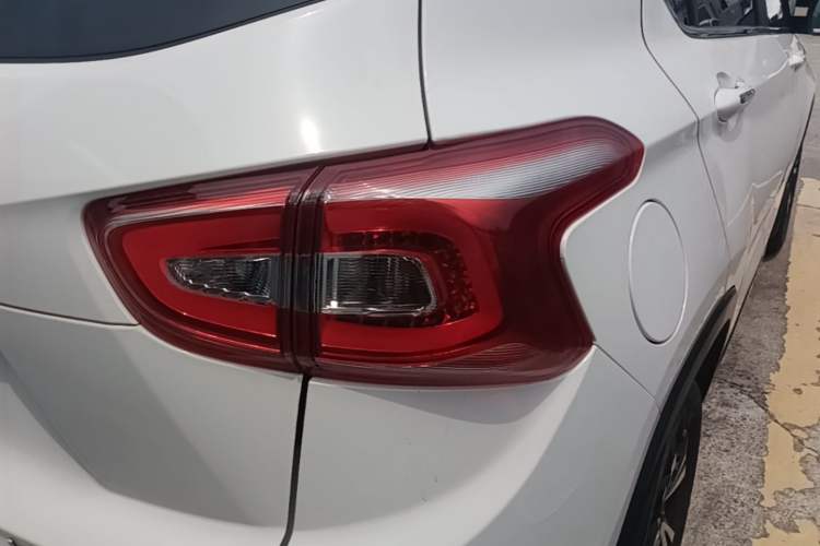 Used Baojun 510 2017 1.5L Automatic Luxury Model Right Rear Taillight