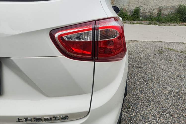Used Baojun 510 2017 1.5L manual Comfort trim Right Rear Taillight