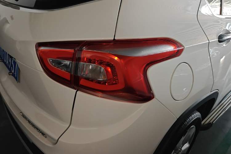 Used Baojun 510 2017 1.5L Manual Fashion Model Right Rear Taillight