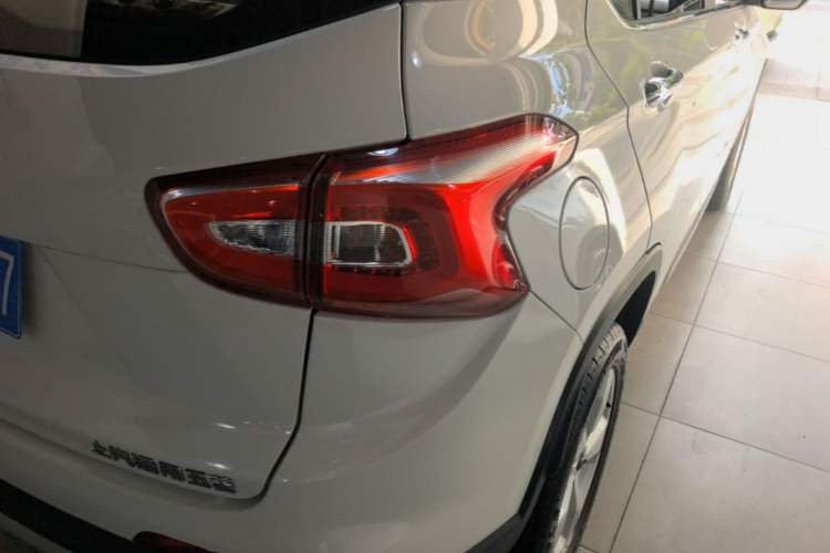 Used Baojun 510 2017 1.5L Manual Fashion Model Right Rear Taillight