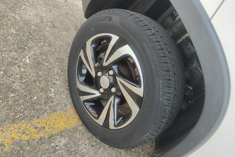 Used Baojun 510 2017 1.5L Manual Luxury Model Right Rear Wheel Hub