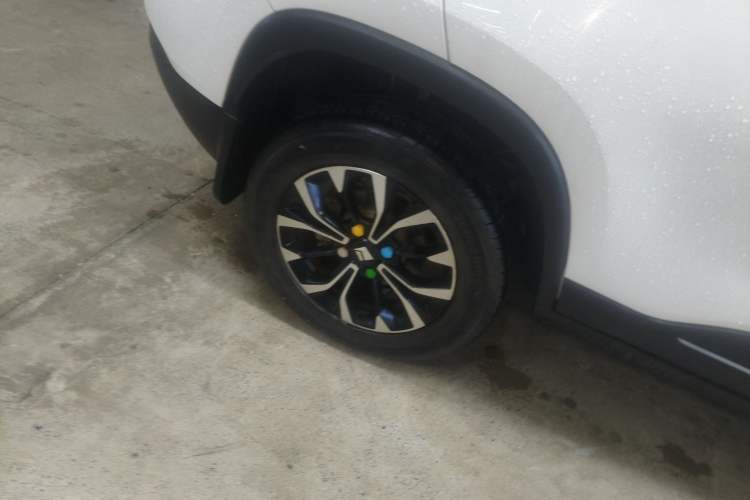 Used Baojun 510 2017 1.5L Manual Luxury Model Right Rear Wheel Hub