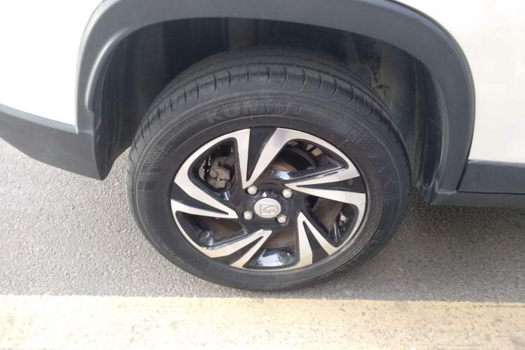 Used Baojun 510 2017 1.5L Manual Luxury Model Right Rear Wheel Hub